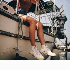 Men's 5.5 or Women's 7 Unisex - Mitchell & Ness Off-White Hood Rocket Sneakers